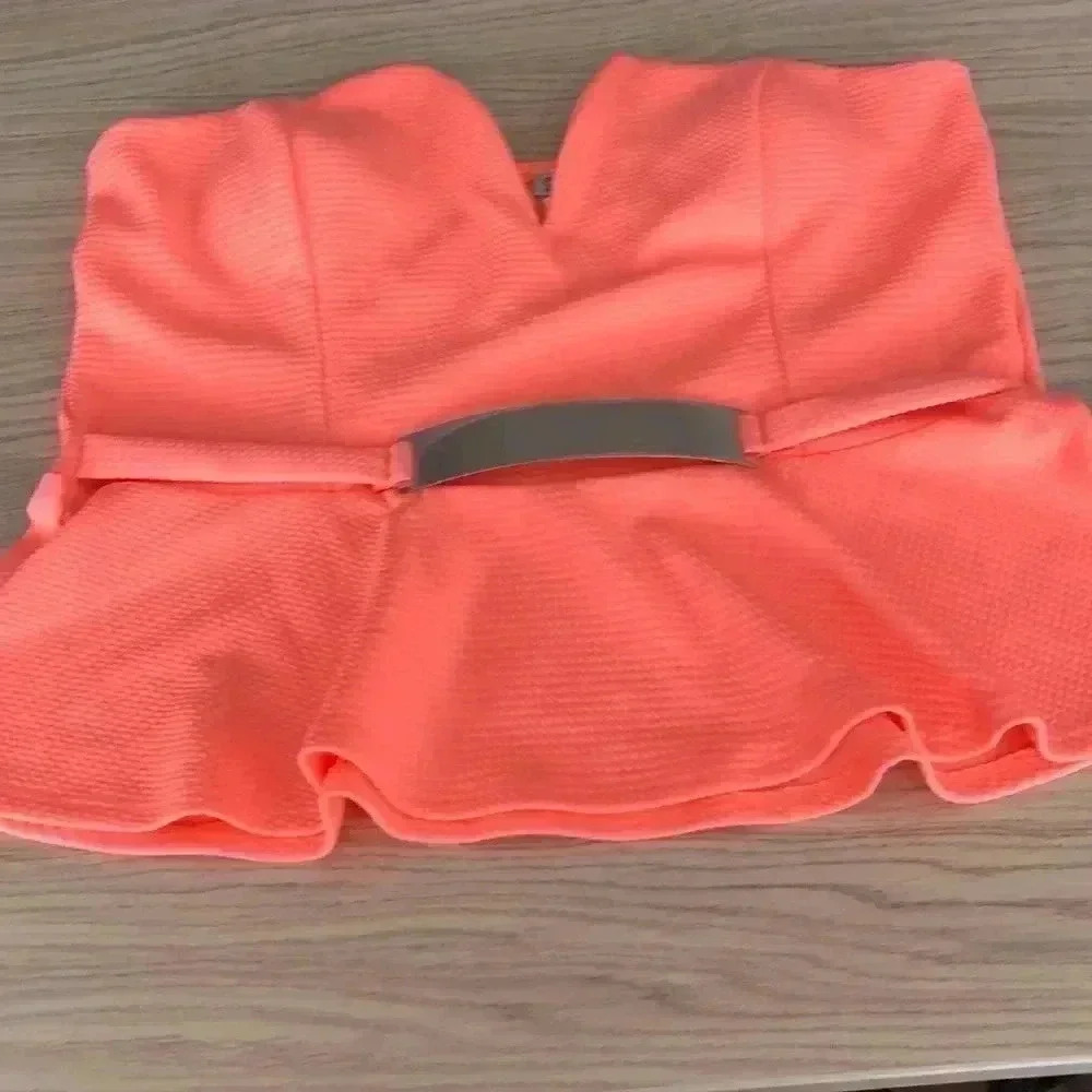 🆕Celine Plus Size Neon Tube Textured Peplum Ruffle Hem Top 3X🆕 - Picture 2 of 4